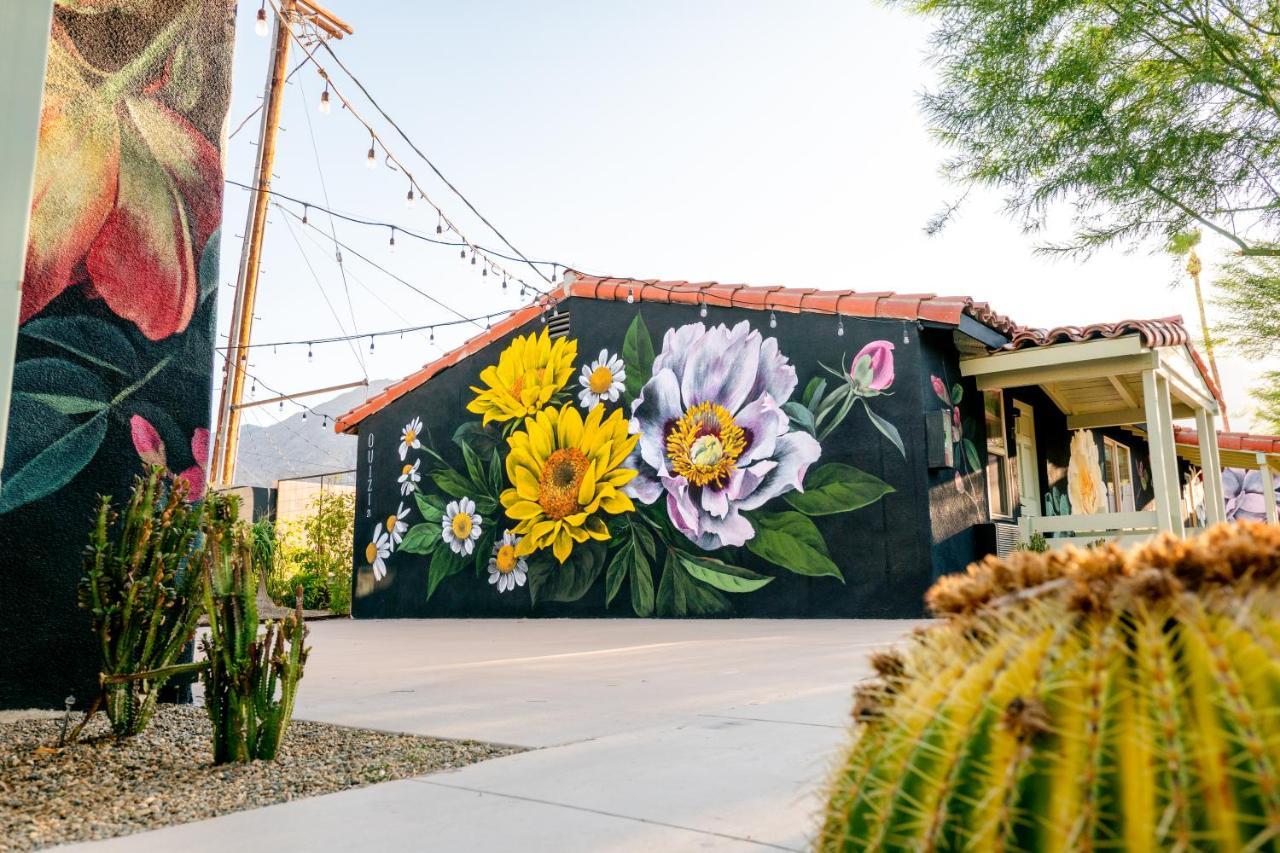 Fleur Noire Hotel Palm Springs Exterior photo